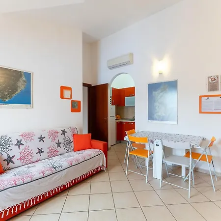 South Sardinia Holidays, 5 Minutes To Chia Apartmán *