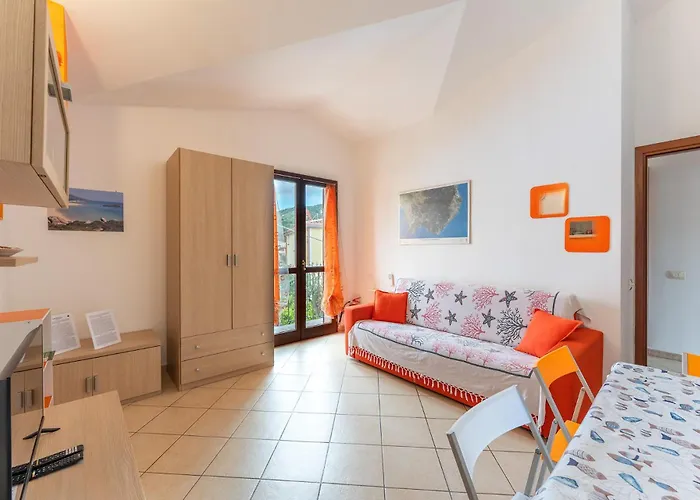 South Sardinia Holidays, 5 Minutes To Chia * Domus de Maria